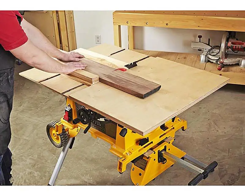 How to Make a Crosscut Sled for a Table Saw?