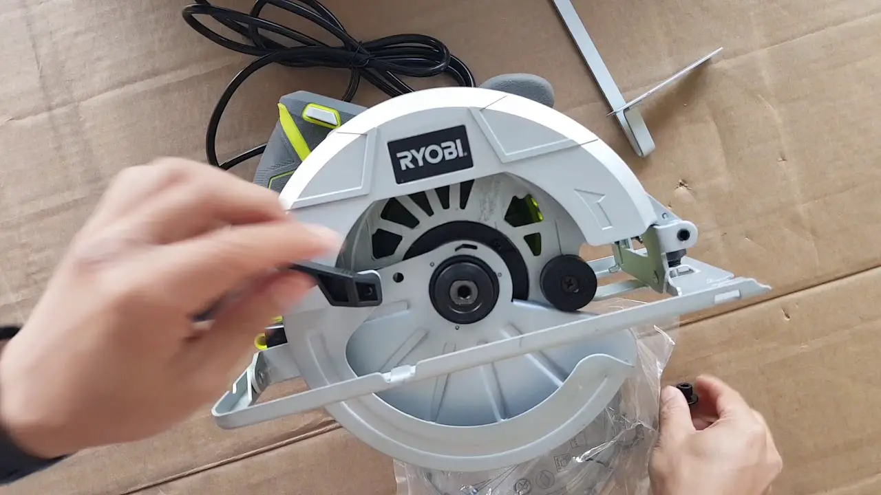 How to Put Blade on Ryobi Circular Saw? SawCafe